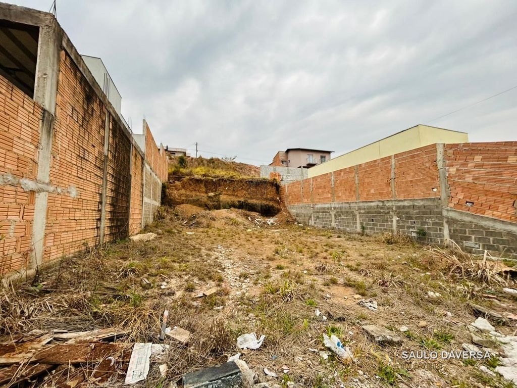 Terreno/Lote à venda em Residencial Tiradentes, Poços de Caldas