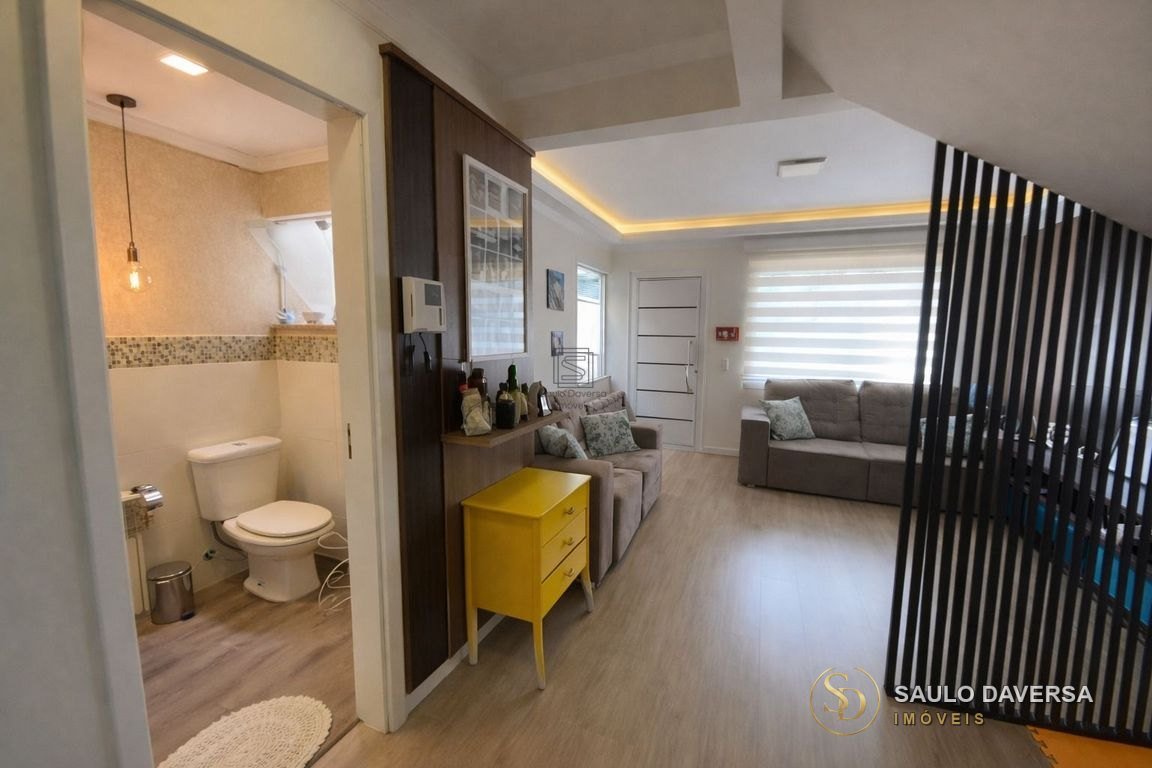 Casa Geminada em Jardim das Hortências — foto 3