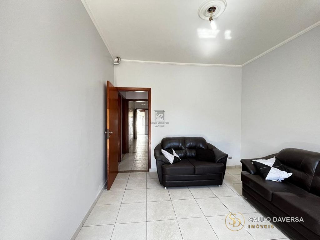 Casa em Jardim dos Estados — foto 3